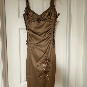 Chic Brown Floral Midi Dress